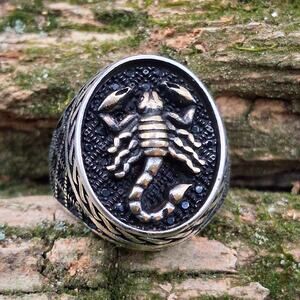 Men's Sterling Silver Scorpion Ring Size 10 Gothic Biker Gold Tone Black Stones